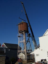 Crane rigging water tank
