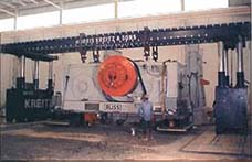 Gantry prepares to hoist press